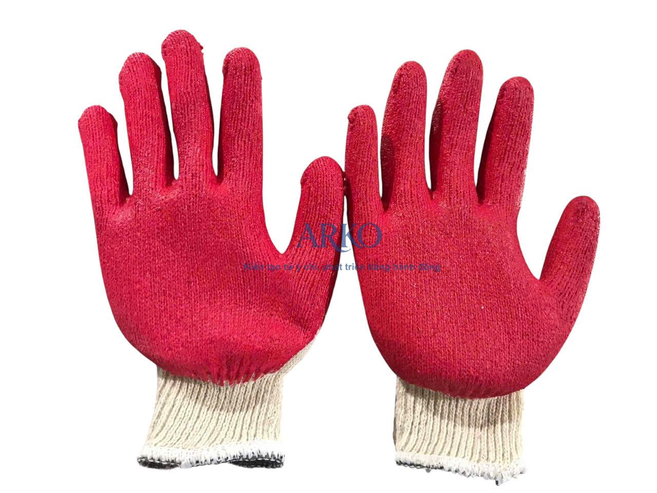 găng tay công nghiệp không chỉ giúp bảo vệ đôi tay mà còn mang lại nhiều lợi ích thiết thực