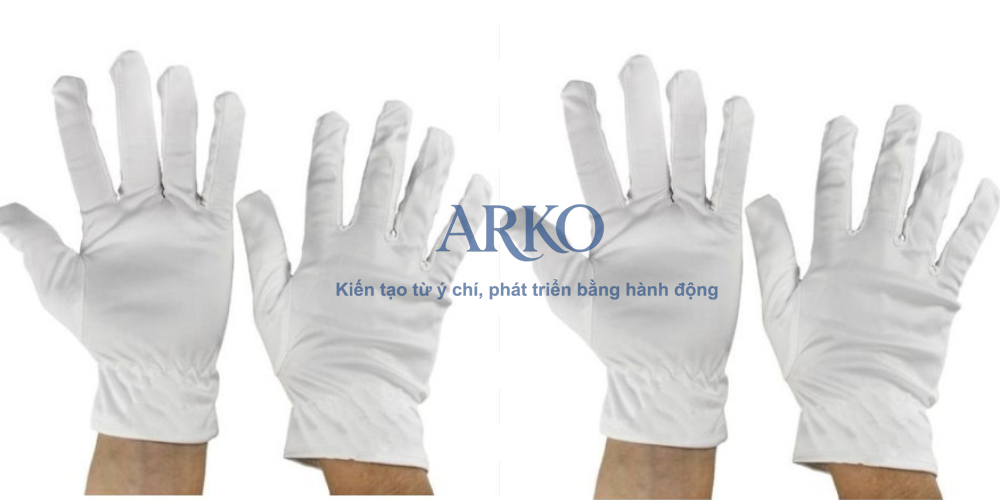 Bí quyết bảo quản và vệ sinh găng tay vải trắng mỏng đúng cách 3 Găng tay vải trắng mỏng