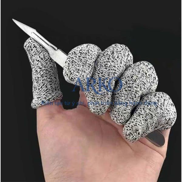 Tại sao nên sử dụng bao ngón tay vải trong quy trình kiểm tra và lắp ráp kỹ thuật? 2 Bao ngón tay vải có vai trò quan trọng trong quy trình kiểm tra và lắp ráp kỹ thuật