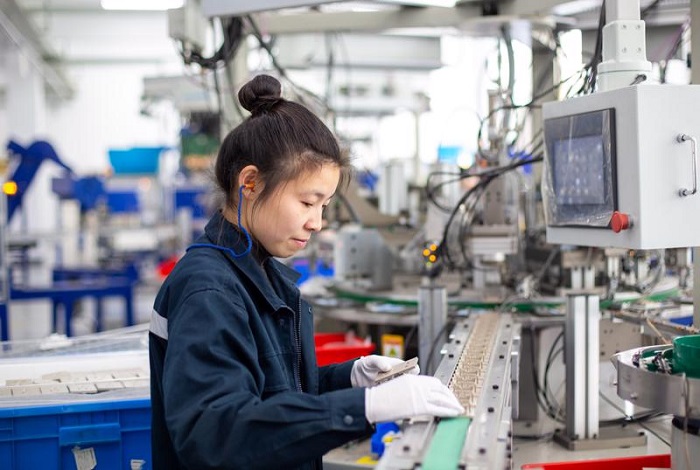 Vai trò của găng tay làm việc tại kho bãi công xưởng trong bảo hộ lao động 1 Vai trò của găng tay làm việc tại kho bãi công xưởng trong bảo hộ lao động