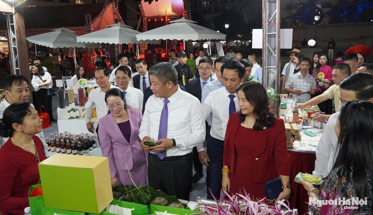 Găng Tay ARKO tham gia Hội chợ Triển lãm Sản phẩm Công nghiệp Chủ lực Hà Nội 2025 2 dsc09024