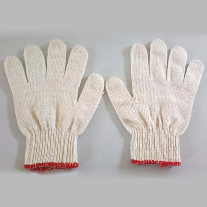 Ưu điểm của găng tay sợi 70g hàng Việt Nam so với hàng nhập khẩu 2 Găng tay sợi 70g hàng Việt Nam là loại găng tay bảo hộ lao động được dệt từ sợi cotton pha polyester
