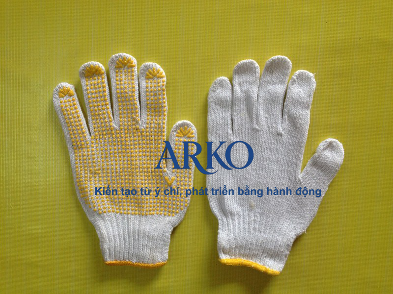 Găng tay len chấm hạt PVC cho lao động, làm vườn và kho bãi 2 Găng tay len chấm hạt PVC là loại găng tay được làm từ sợi len mềm mại